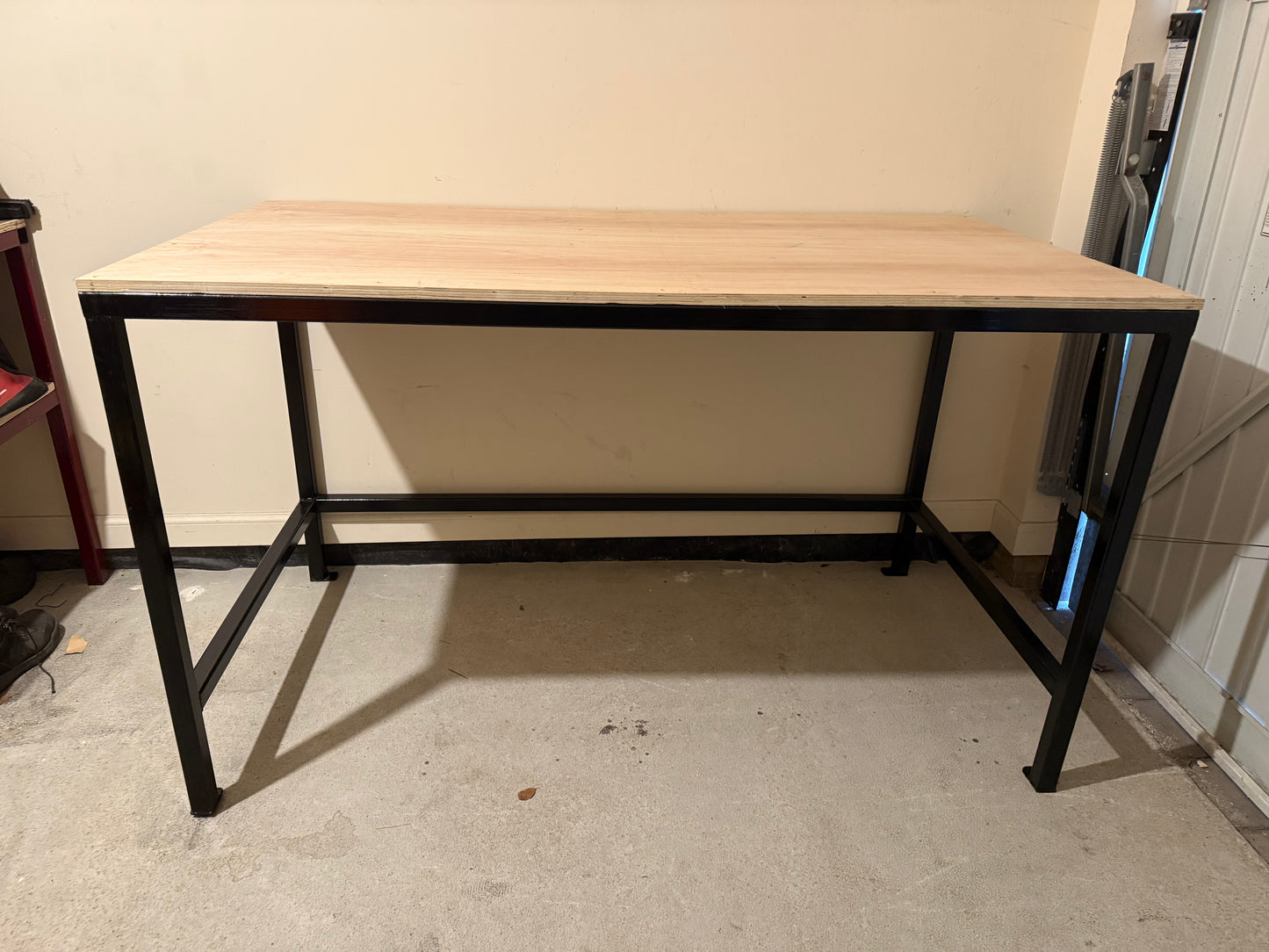 Heavy-Duty Steel Frame Workbench – 1700 x 900 x 1000mm